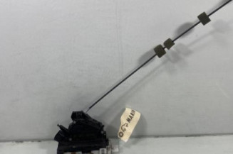 Serrure avant gauche FORD MONDEO 2 Photo n°1