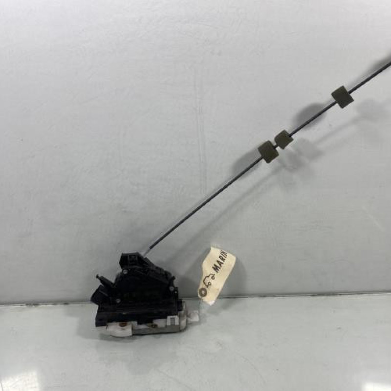 Serrure avant gauche FORD MONDEO 2 Photo n°1