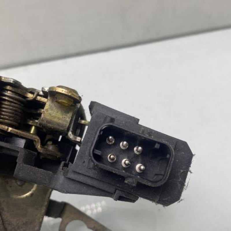 Serrure avant gauche BMW SERIE 3 E36 Photo n°3