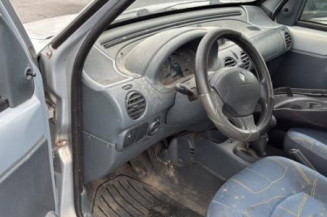Serrure avant gauche RENAULT KANGOO 1