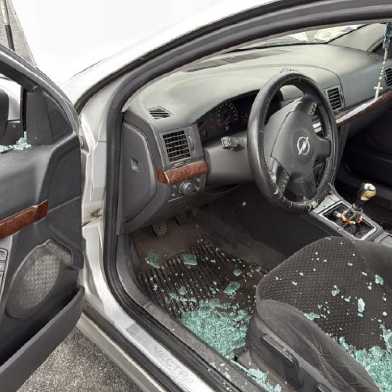 Serrure avant gauche OPEL VECTRA C Photo n°18