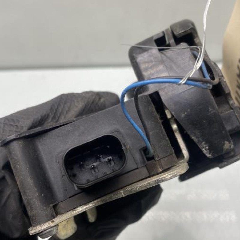 Serrure avant gauche MERCEDES VITO 639 Photo n°4