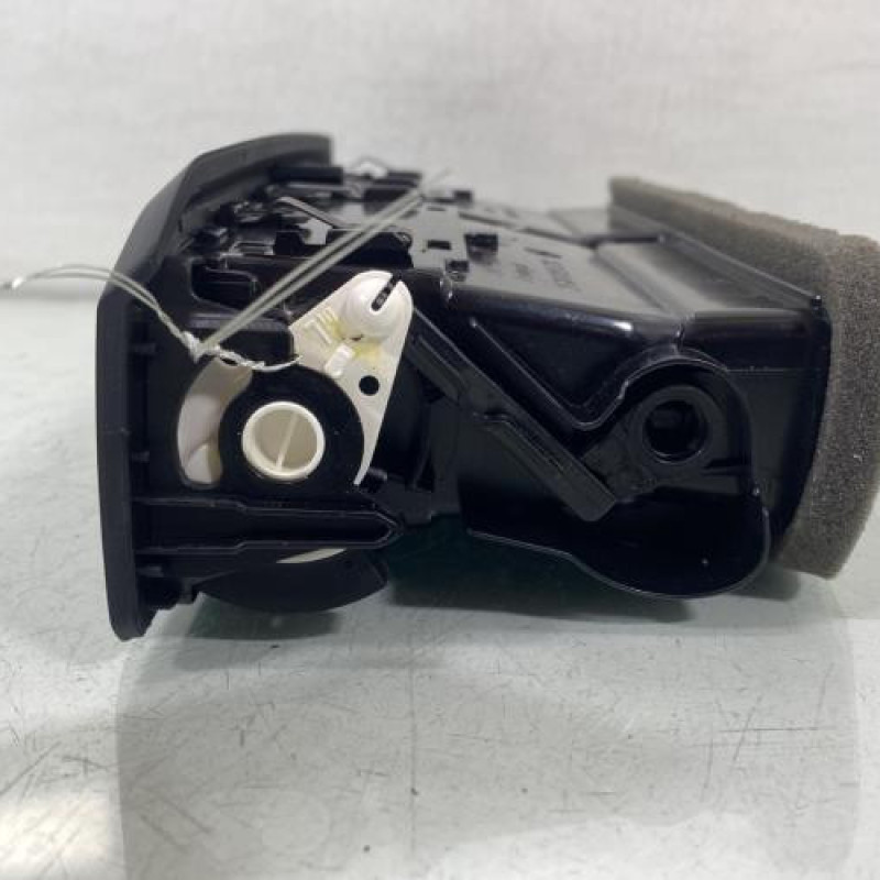 Aerateur tableau de bord VOLKSWAGEN POLO 6 Photo n°5