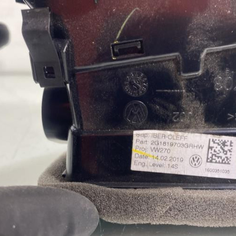 Aerateur tableau de bord avant gauche VOLKSWAGEN POLO 6 Photo n°5