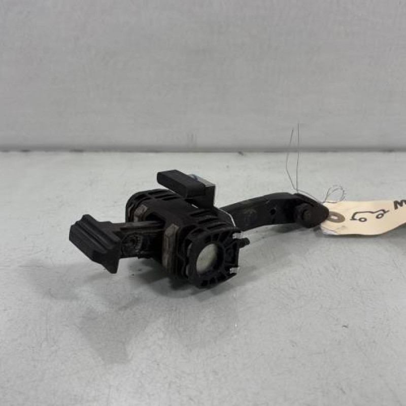 Arret de porte arriere droit PEUGEOT 508 1 Photo n°2