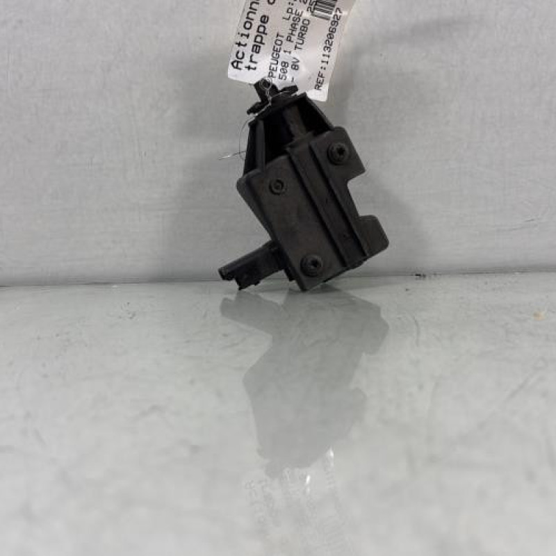 Actionneur verrou trappe d'essence PEUGEOT 508 1 Photo n°2