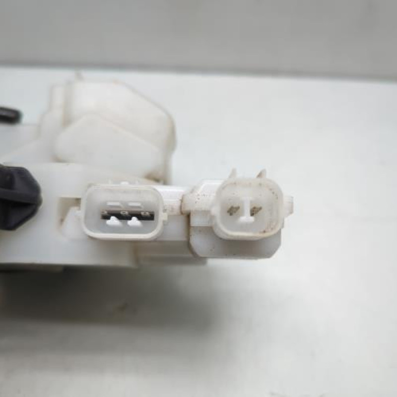 Serrure avant gauche HONDA ACCORD 7 Photo n°3