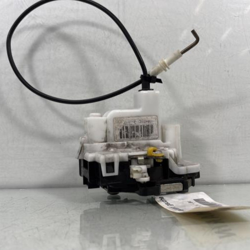 Serrure avant gauche FIAT PANDA 2 Photo n°1