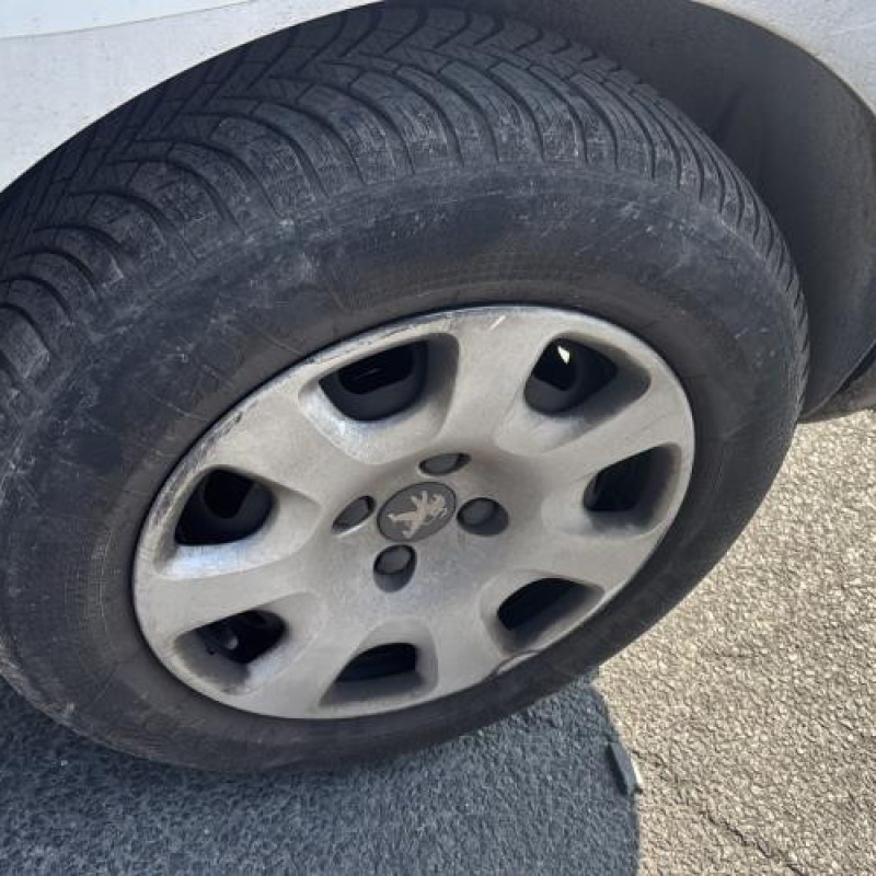 Serrure avant gauche PEUGEOT PARTNER 2 Photo n°20