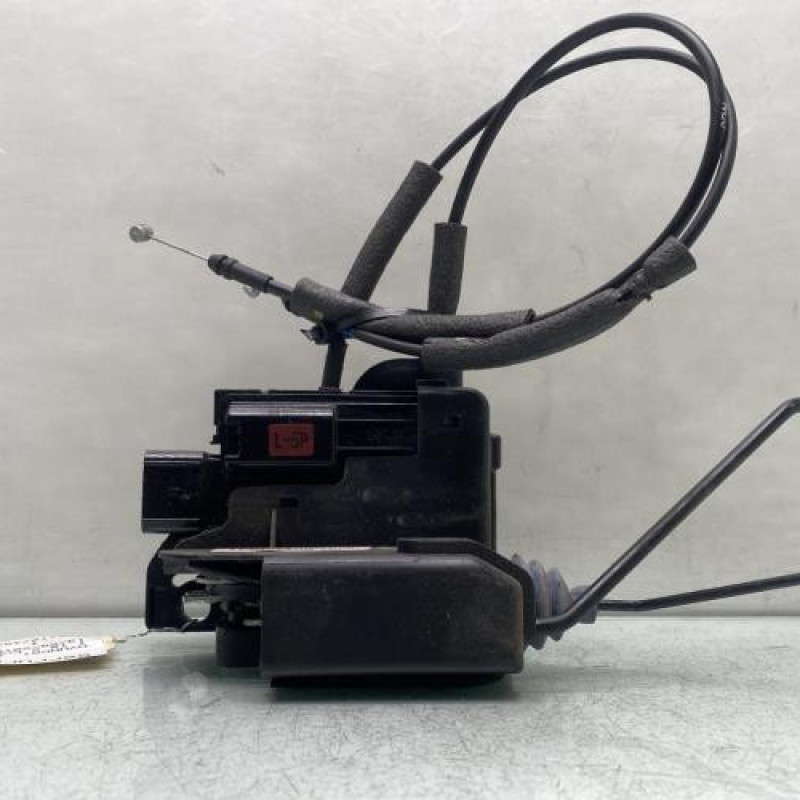 Serrure avant gauche HYUNDAI I 10 2 Photo n°1