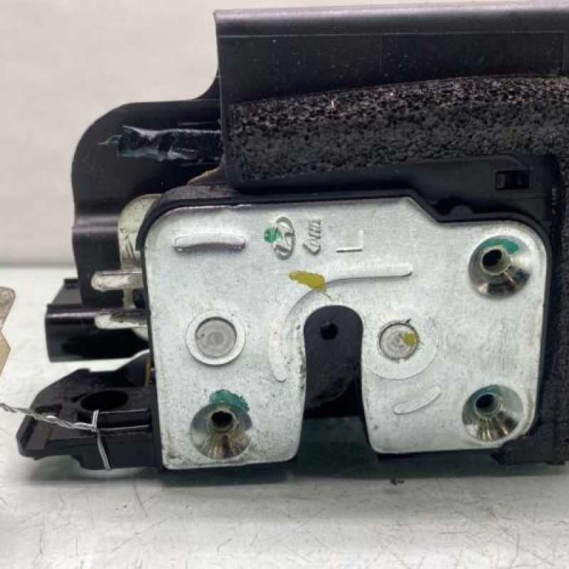 Serrure avant gauche HYUNDAI I 10 2 Photo n°4