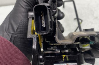 Serrure avant gauche HYUNDAI I 10 2