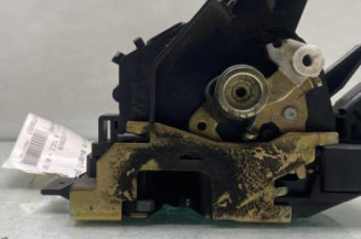 Serrure avant gauche FORD FOCUS 1