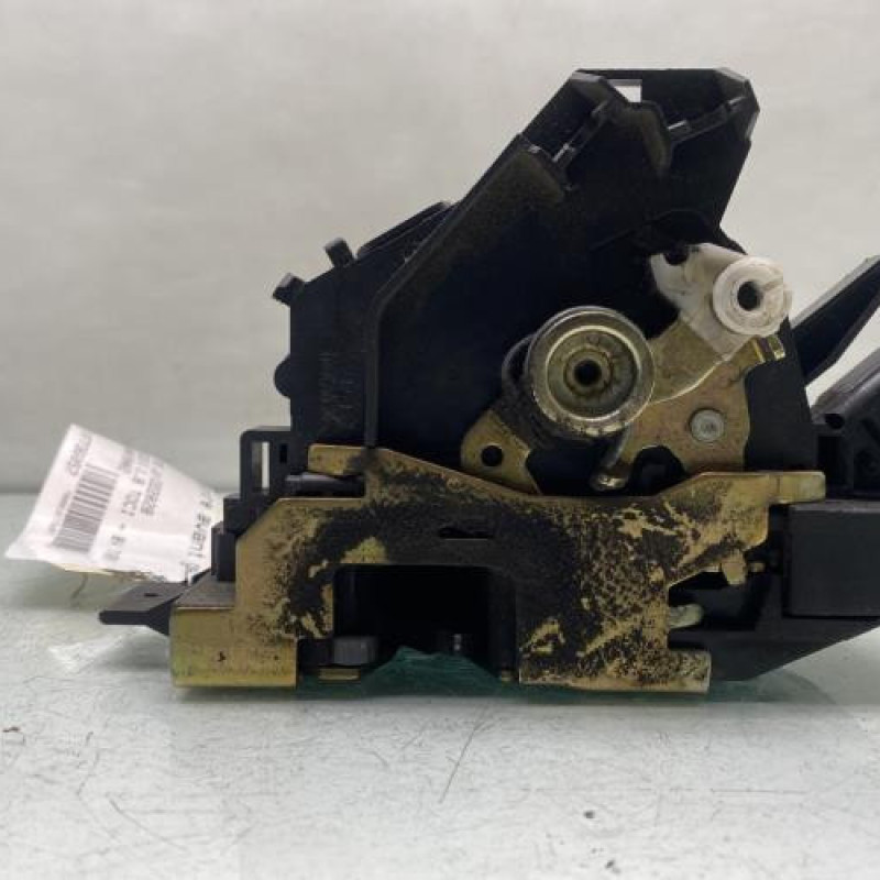 Serrure avant gauche FORD FOCUS 1 Photo n°4