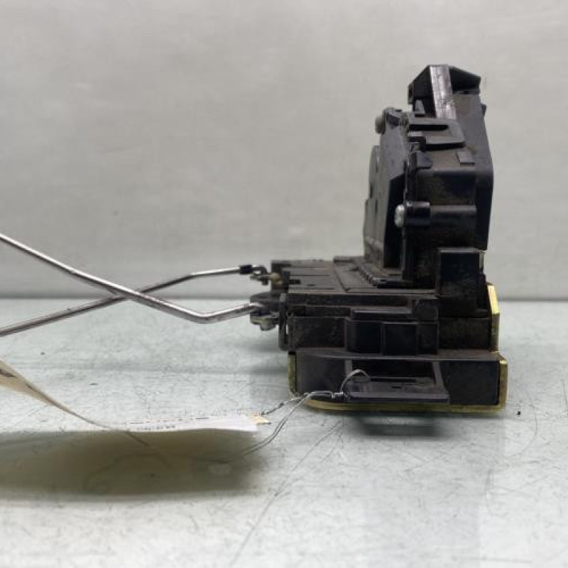 Serrure avant gauche FORD FOCUS 1 Photo n°5