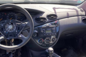 Serrure avant gauche FORD FOCUS 1