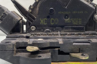 Serrure avant gauche FORD FOCUS 1