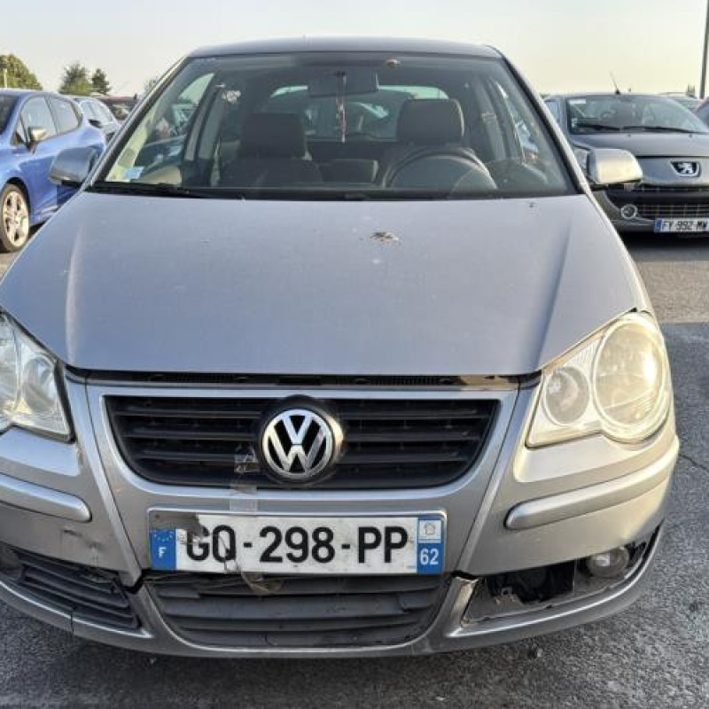 Reservoir essence VOLKSWAGEN POLO 4 Photo n°8