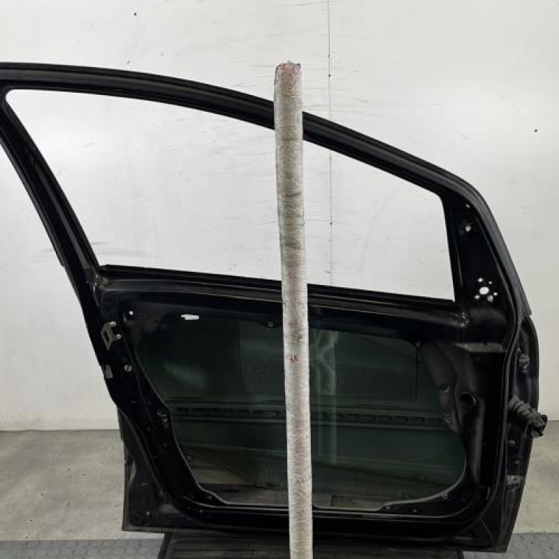 Porte avant gauche MERCEDES CLASSE B 245 Photo n°5