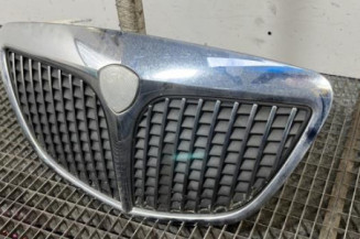 Calandre LANCIA YPSILON 4