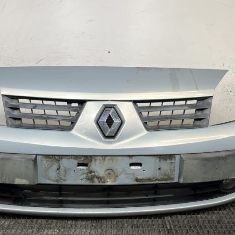 Pare choc avant RENAULT SCENIC 2 Photo n°1