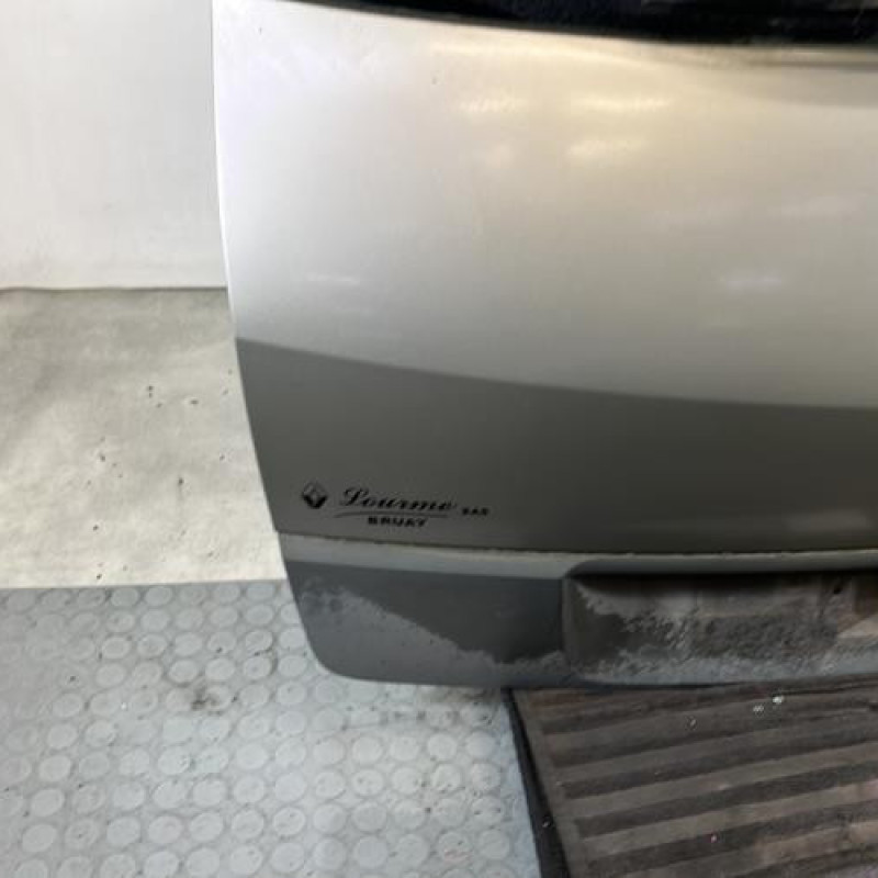 Malle/Hayon arriere RENAULT SCENIC 2 Photo n°6