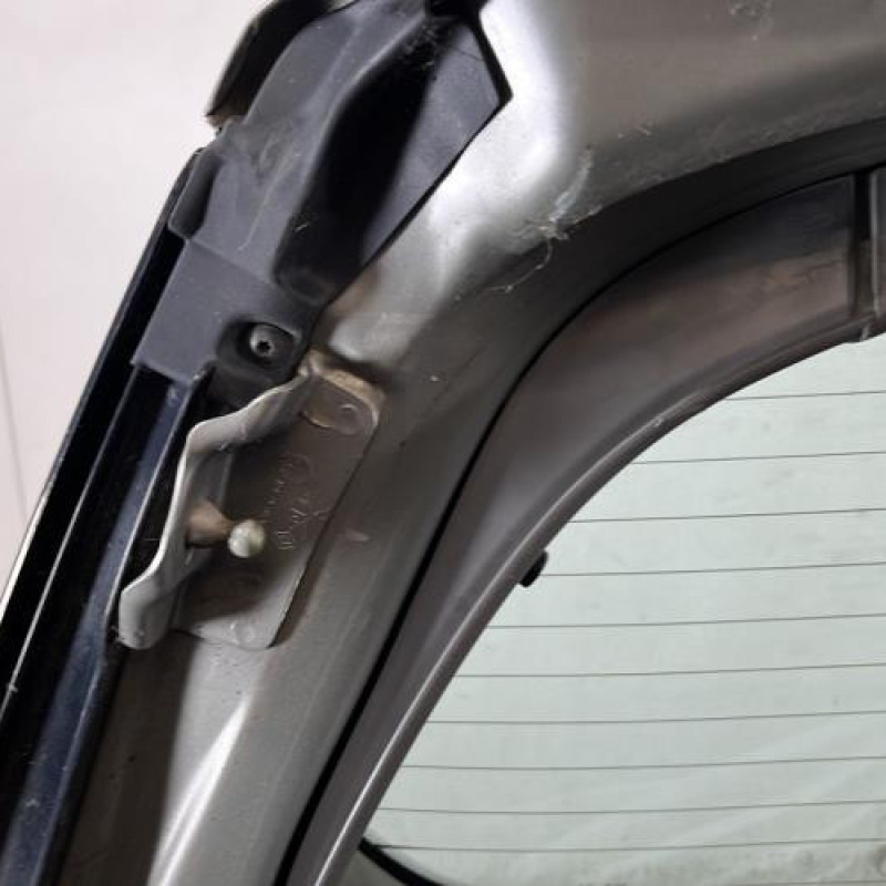 Malle/Hayon arriere RENAULT SCENIC 2 Photo n°11