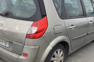 Malle/Hayon arriere RENAULT SCENIC 2