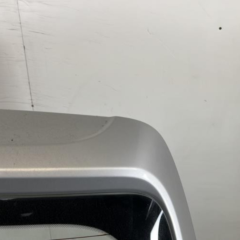 Malle/Hayon arriere HYUNDAI I 20 1 Photo n°3