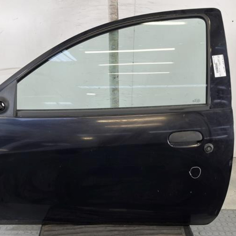 Porte avant gauche FORD KA 1 Photo n°1