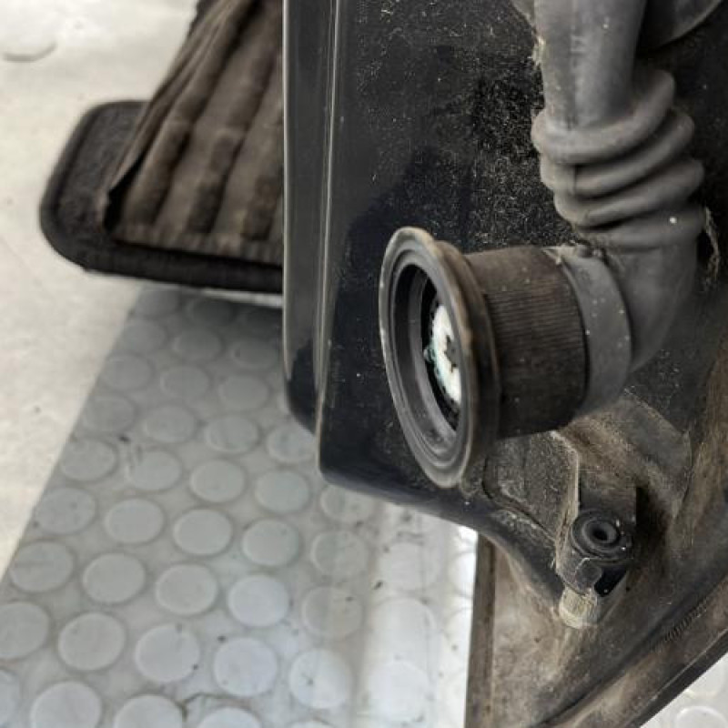 Porte avant gauche FORD KA 1 Photo n°5