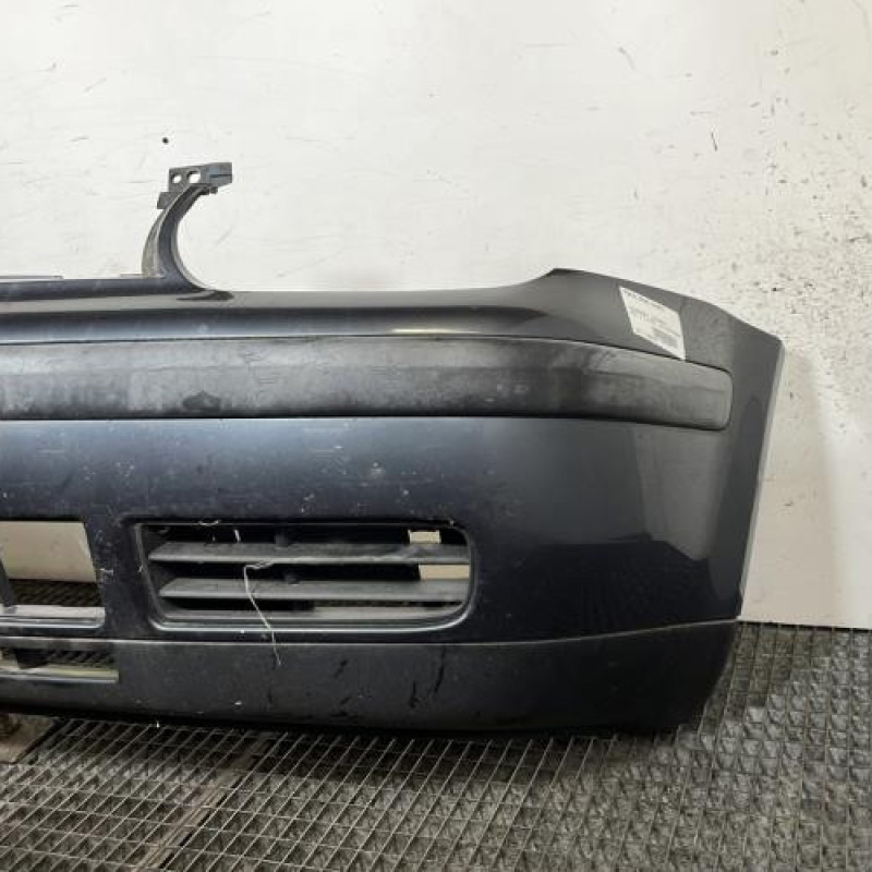 Pare choc avant VOLKSWAGEN GOLF 4 Photo n°3