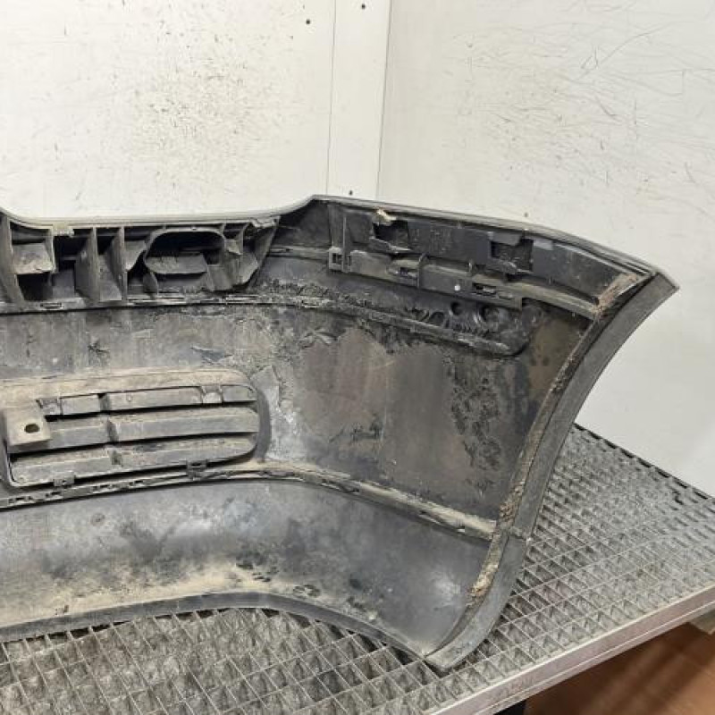 Pare choc avant VOLKSWAGEN GOLF 4 Photo n°4