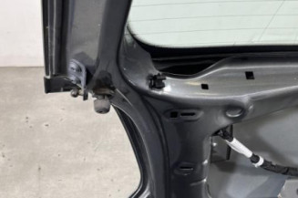 Malle/Hayon arriere VOLKSWAGEN POLO 5