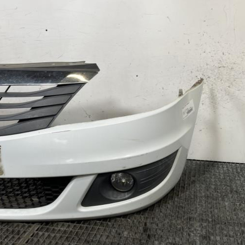 Pare choc avant DACIA LOGAN MCV 1 Photo n°3