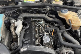 Aile avant droit VOLKSWAGEN PASSAT 4