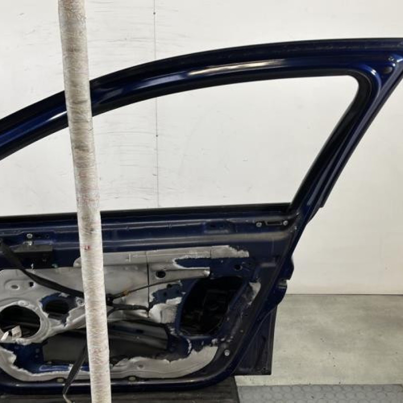 Porte avant droit RENAULT CLIO 3 Photo n°7