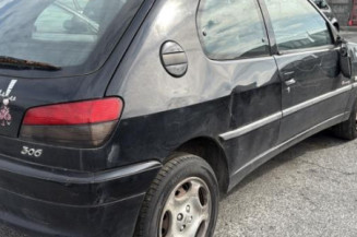 Aile avant gauche PEUGEOT 306