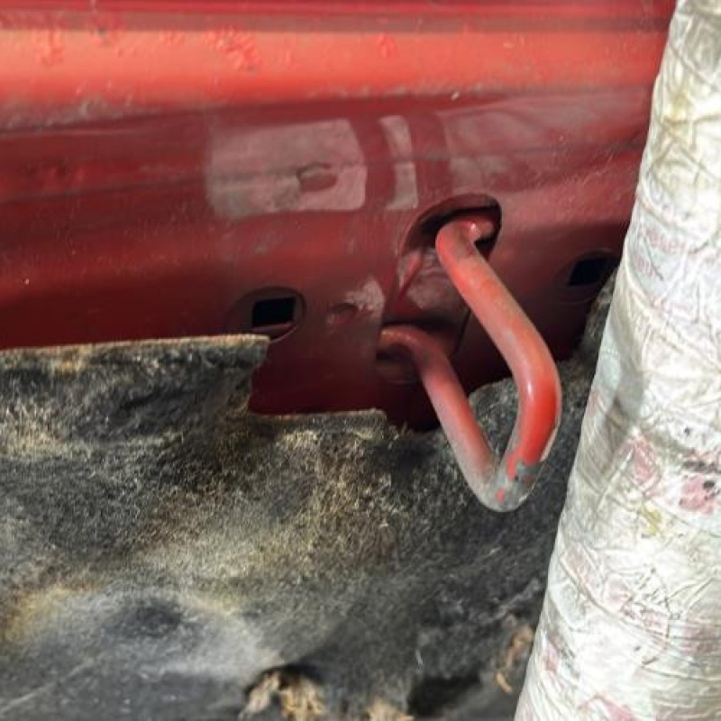 Capot RENAULT CLIO 1 Photo n°8