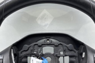 Volant PEUGEOT 208 1