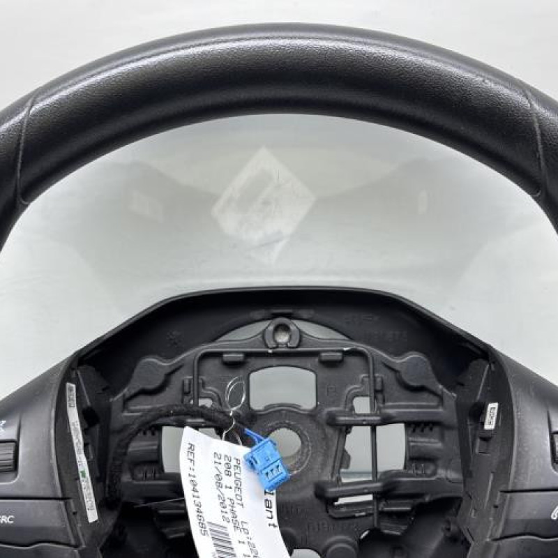 Volant PEUGEOT 208 1 Photo n°2