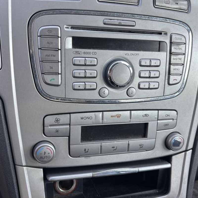 Vitre arriere droit FORD MONDEO 3 Photo n°20