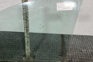 Vitre avant gauche FORD FOCUS 1