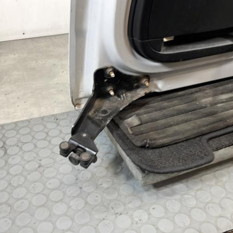 Porte laterale droit PEUGEOT PARTNER 2 Photo n°8