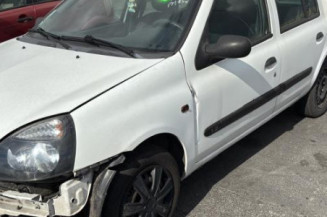 Vitre avant droit RENAULT CLIO 2