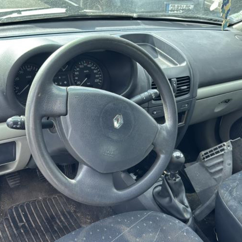 Vitre avant droit RENAULT CLIO 2 Photo n°15