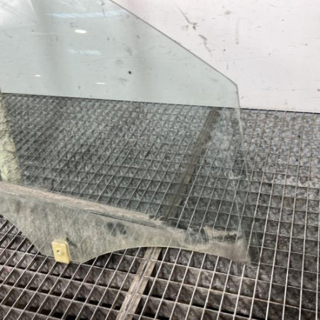 Vitre avant droit HYUNDAI I 20 1