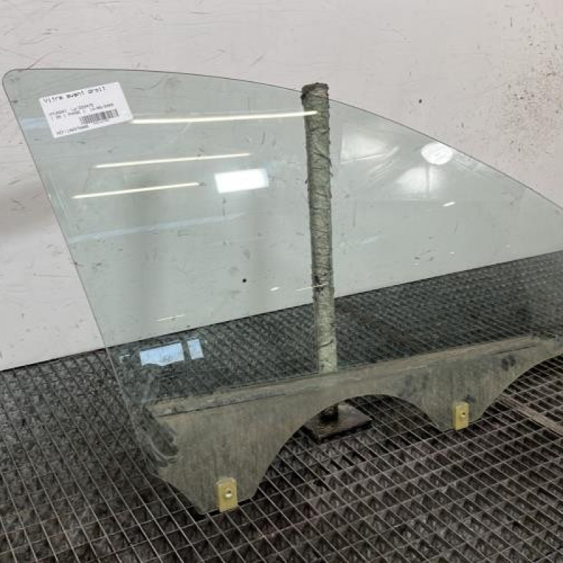 Vitre avant droit HYUNDAI I 20 1 Photo n°3