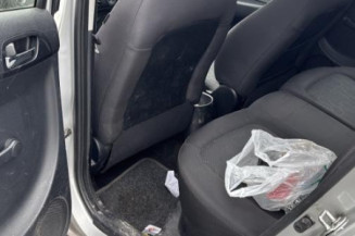 Vitre avant gauche HYUNDAI I 20 1