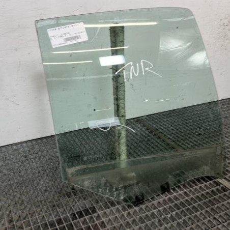 Vitre arriere droit RENAULT CLIO 2